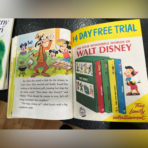 Walt Disney little golden book Mickey Mouse and the Best Neighbor Contest 1978 - Picture 6 of 7